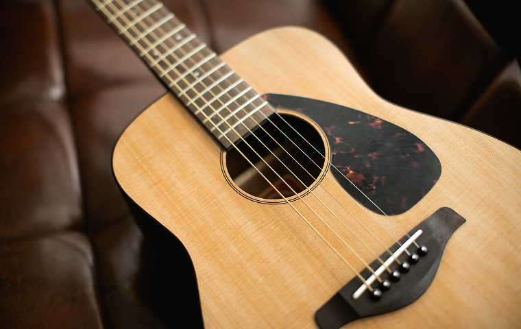 アコースティックギター